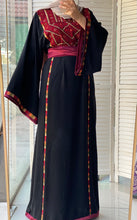 Elegant Black Diamond Qabbah Thob With Manajil Details and Satin Details
