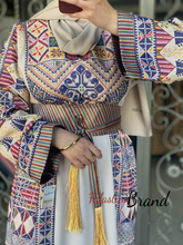 Unique Palestinian Embroidered Thob Dress with Kashmir Belt
