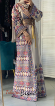 Unique Palestinian Embroidered Thob Dress with Kashmir Belt