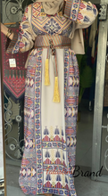 Unique Palestinian Embroidered Thob Dress with Kashmir Belt